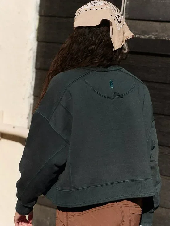 Intercept Pullover - Picture 2 of 4